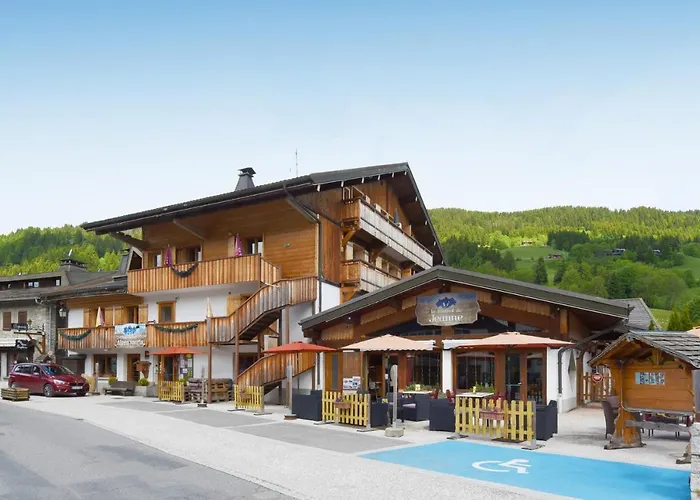 ホテル Loc'hotel Alpen Sports