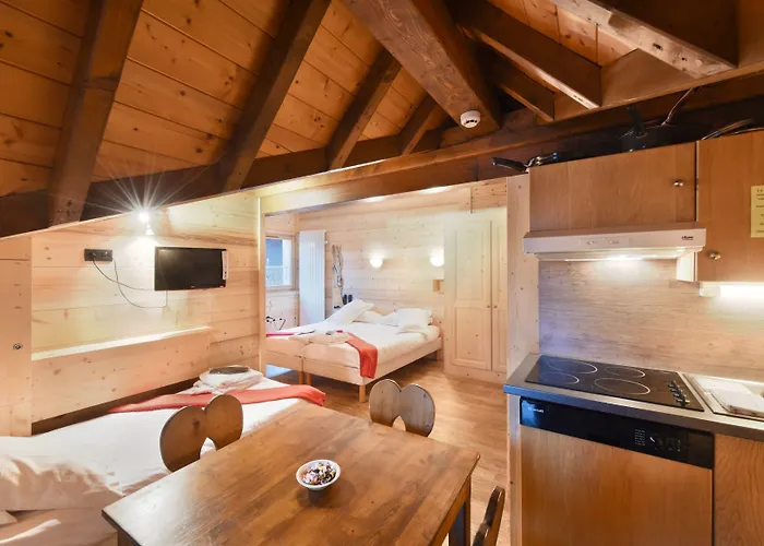 ホテル Loc'hotel Alpen Sports 3*
