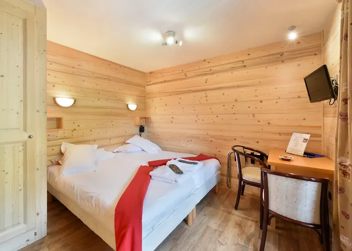 Loc'hotel Alpen Sports レ・ジェ
