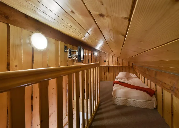 Loc'hotel Alpen Sports ホテル