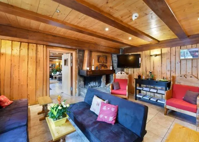 Loc'hotel Alpen Sports ホテル 3*