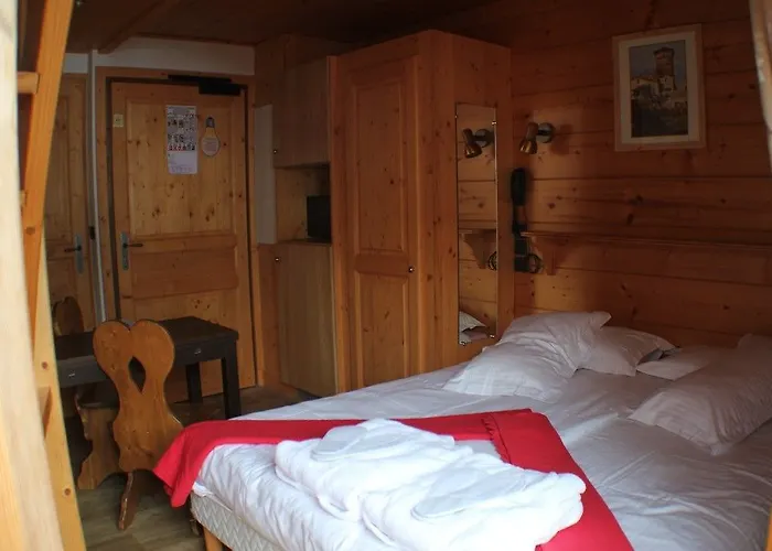 Loc'hotel Alpen Sports 3* レ・ジェ